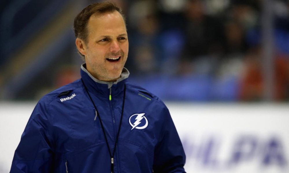 Lightning extend head coach John Cooper NSS